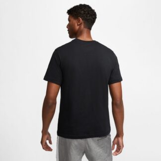 “Nike M NSW CLUB TEE”