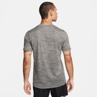“Nike M NK DF TEE RLGD NEW VENEER”